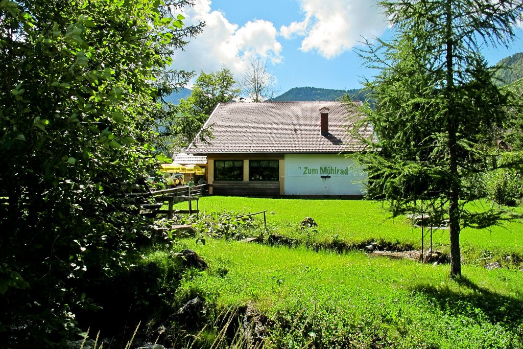 53 beim Muehlradwirt kehren wir kurz ein.jpg